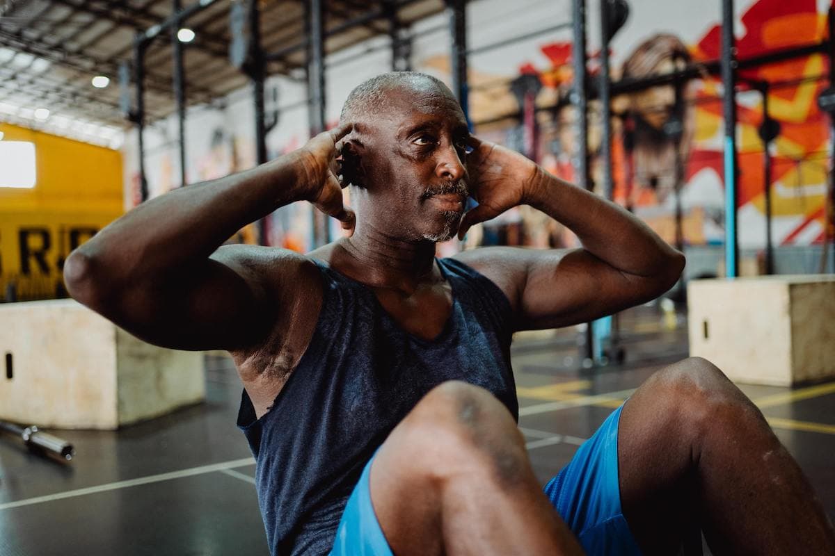 A member doing crunches at a gym